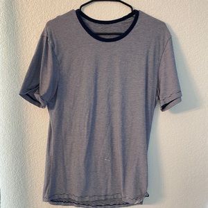 Lululemon T Shirt